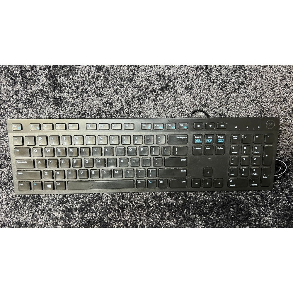 Dell Wired Keyboard Model KB216p - Used Tested Works - Has both feet
